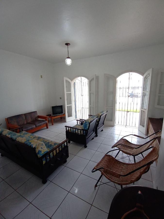 Willa Casa Praia Grande Com Churrasqueira Ubatuba Zewnętrze zdjęcie